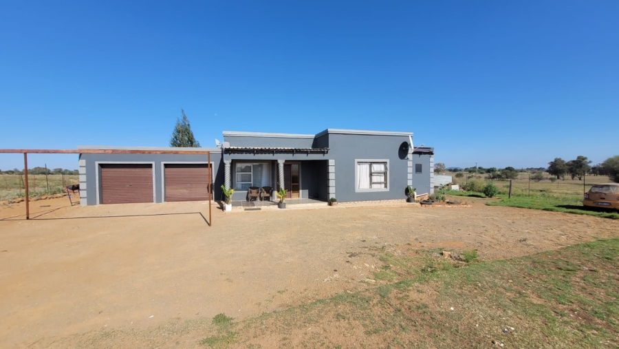 3 Bedroom Property for Sale in Bloemspruit Free State